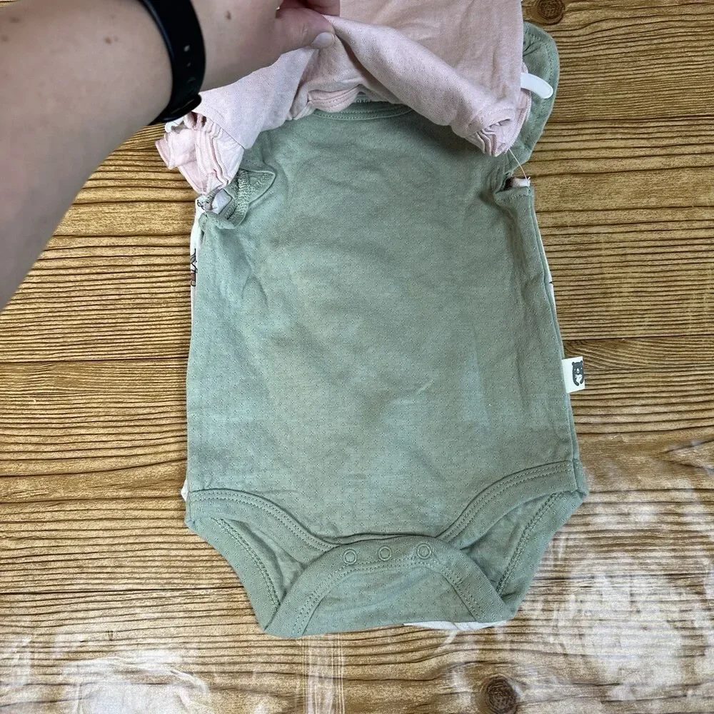 RABBIT+BEAR  Organic Cotton 6-9M Green Floral Pink One Piece Body Suit‎